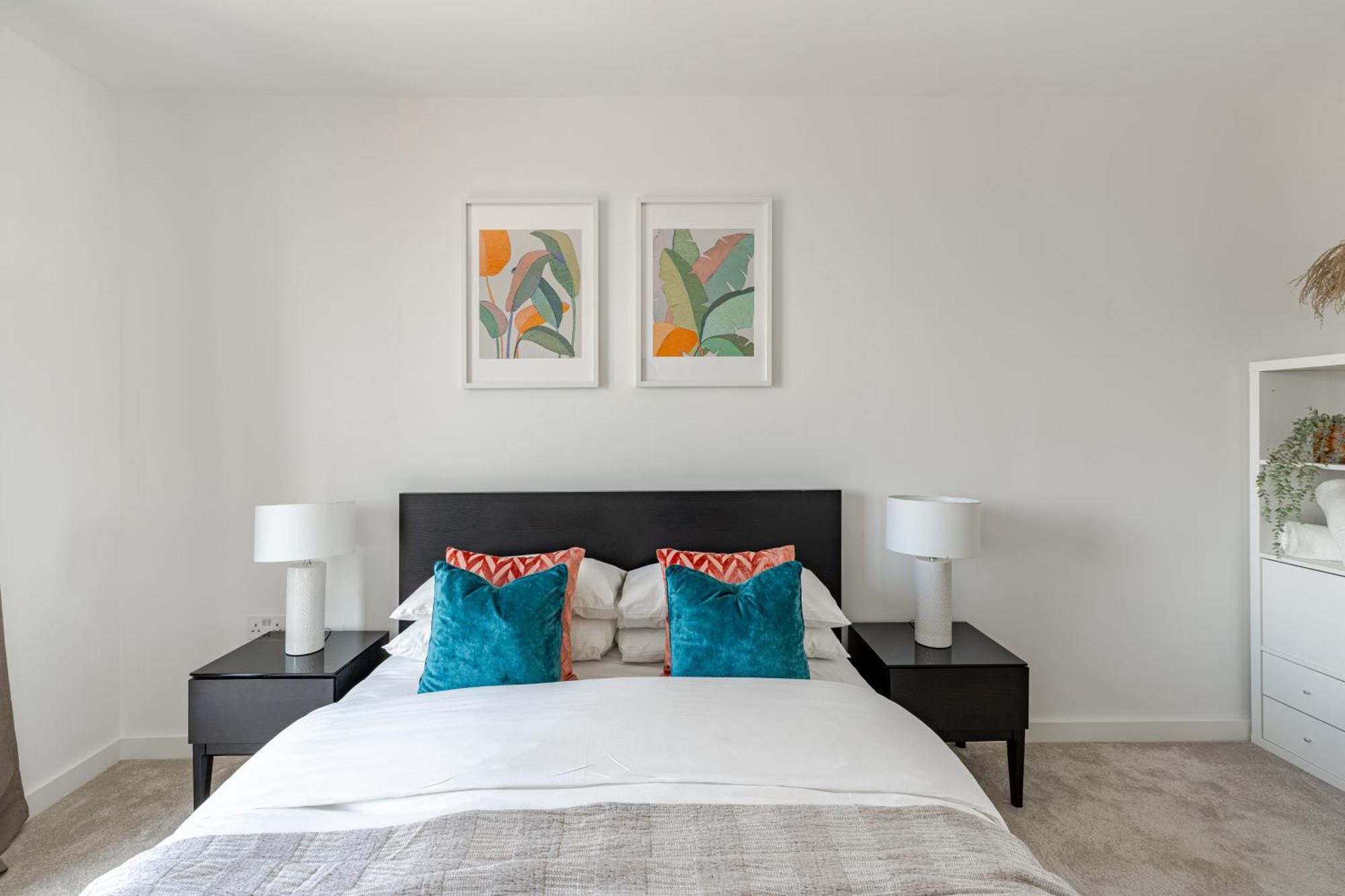 Elegant Penthouse In Stratford - Walk To Tube & Near Canary Wharf * Londra